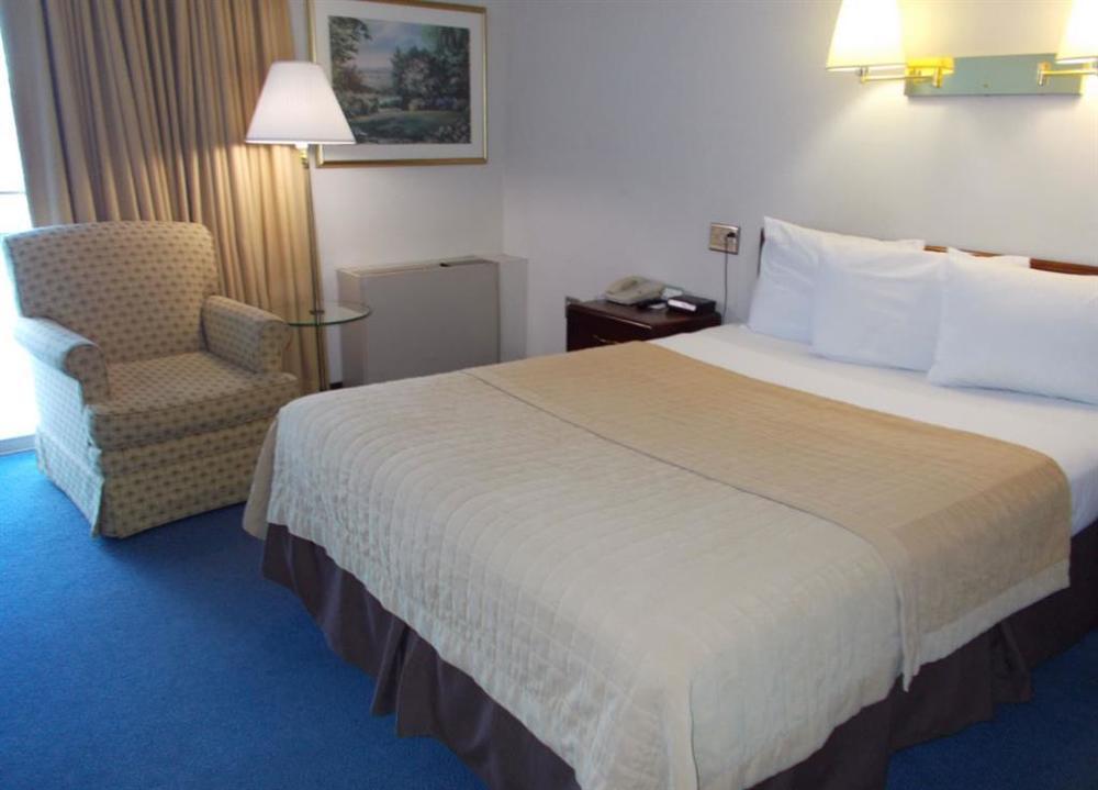 Americas Best Value Inn - Campus View О-Клэр Номер фото